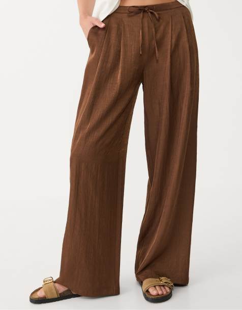 Stradivarius textured drawstring trousers in brown - view 1