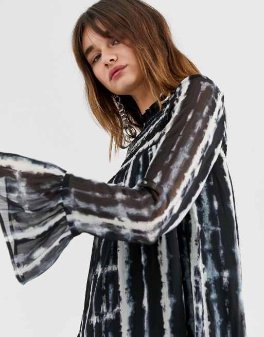 Vestido tie dye online stradivarius