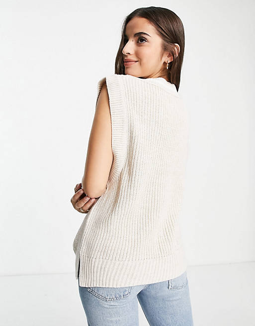 Jumpers & Cardigans Stradivarius tipped knitted vest in beige 