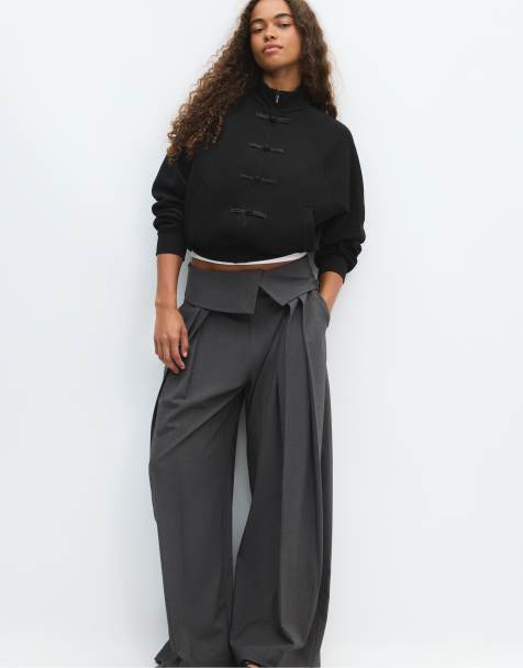Stradivarius Toggle sweatshirt in black - view 1