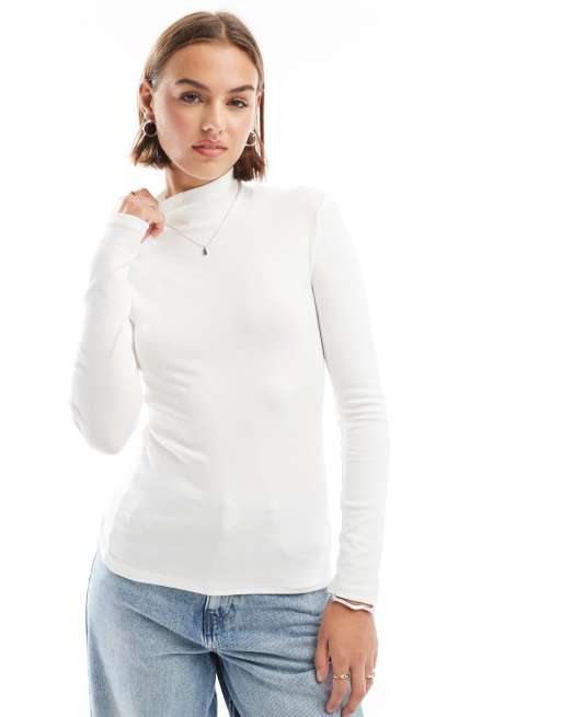 Stradivarius - Top a maniche lunghe con collo alto bianco