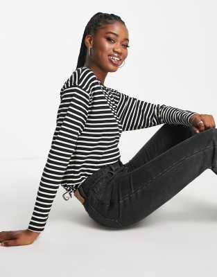 Stradivarius - Top a righe bianche e nere 