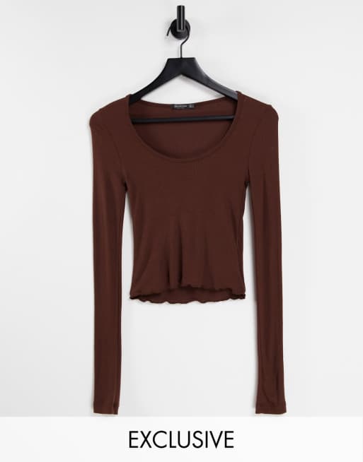Stradivarius - Top ajusté à encolure dégagée - Marron chocolat