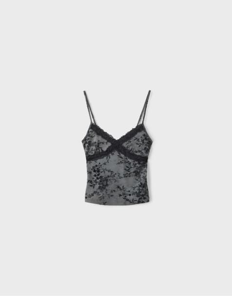 Stradivarius top ajusté en dentelle feutrée gris foncé - view 1