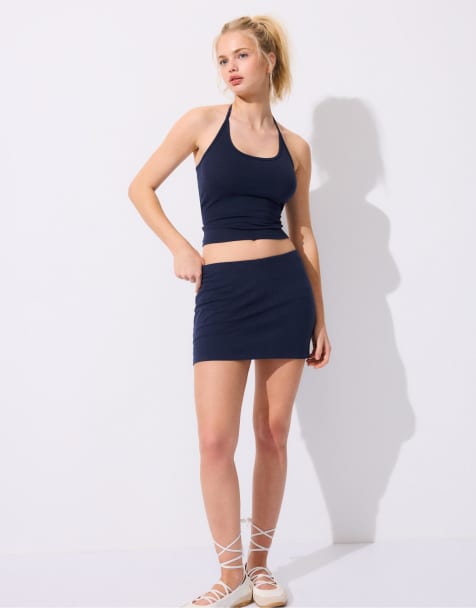 Stradivarius - Top allacciato al collo in maglia blu scuro - view 1