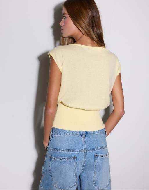Stradivarius - Top en maille avec détail superposé - Jaune pastel, 4 de 4