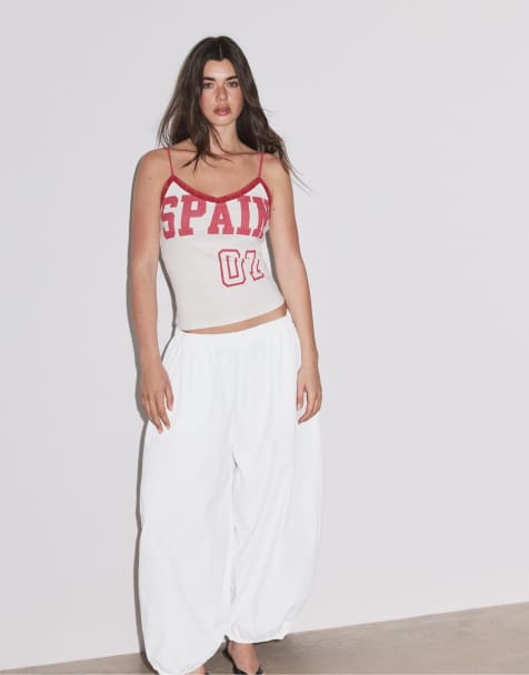 Stradivarius - Top imprimé à bretelles fines et bordures dentelle - Blanc - view 1