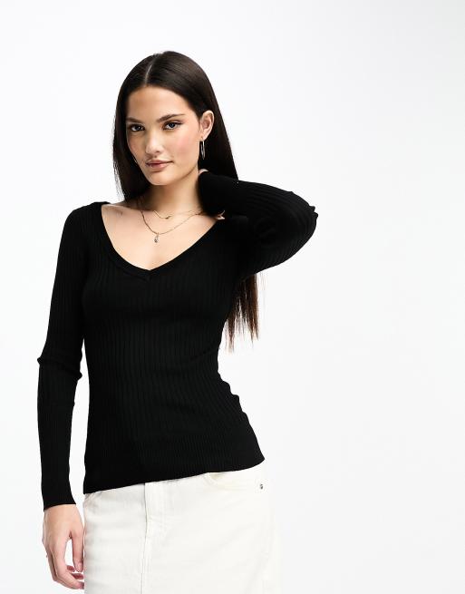 Stradivarius - Top lavorato nero con scollo a V