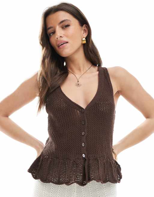 Stradivarius - Top marrone in maglia con volant sul fondo