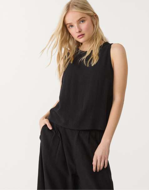 Stradivarius - Top nero in misto lino con dorso a vogatore - view 1