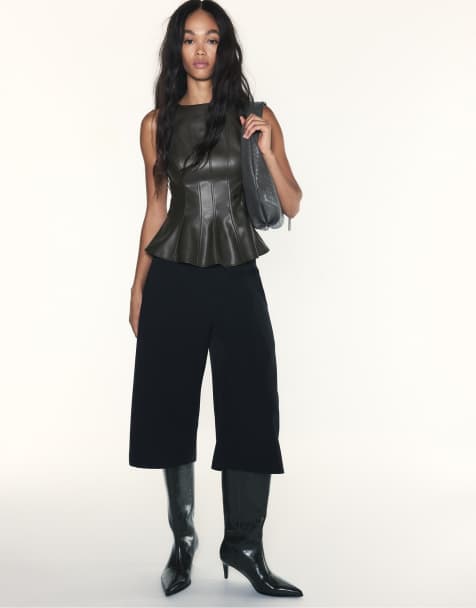 Stradivarius top peplum sans manches effet cuir kaki - view 1
