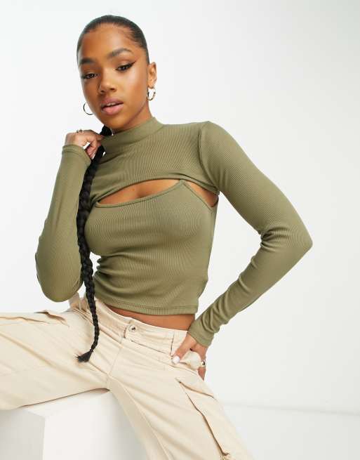 Stradivarius - Top verde oliva a maniche lunghe con cut-out 
