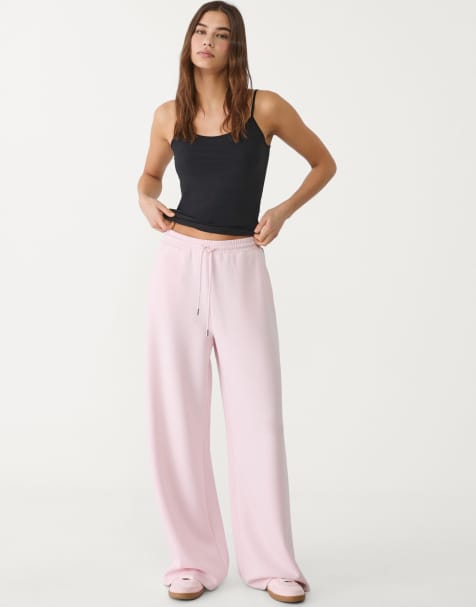 Stradivarius – Trägerloses Basic-Tanktop in Schwarz - view 1