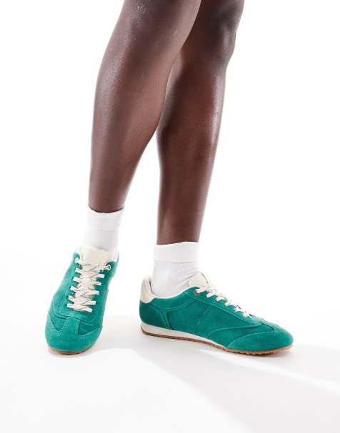 Stradivarius trainer in green leather suede - view 1