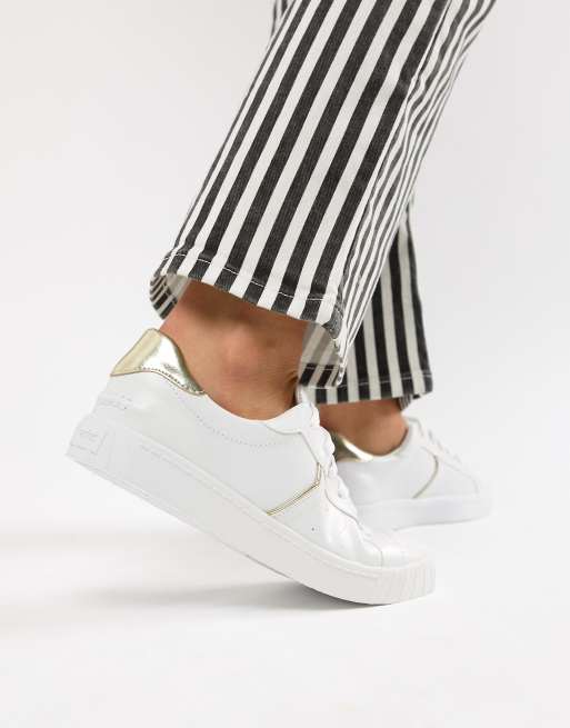 Stradivarius trainer in white