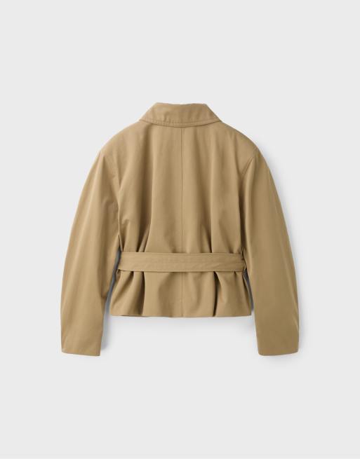 Stradivarius trench corto con cintura beige, 7 di 7