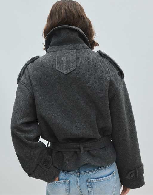 Stradivarius trench corto in grigio scuro, 3 di 7