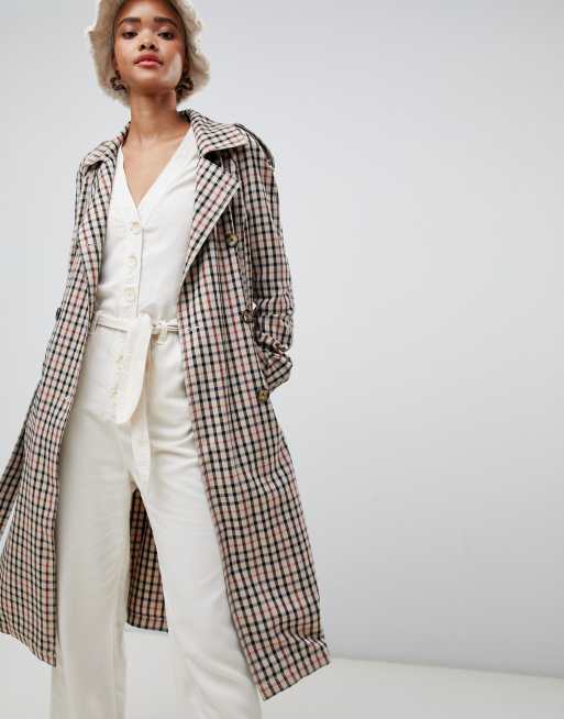 Stradivarius – Trenchcoat mit Gürtel und Karomuster