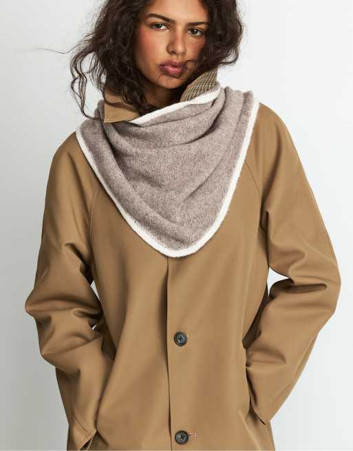 Stradivarius Triangular scarf in stone, 3 of 4