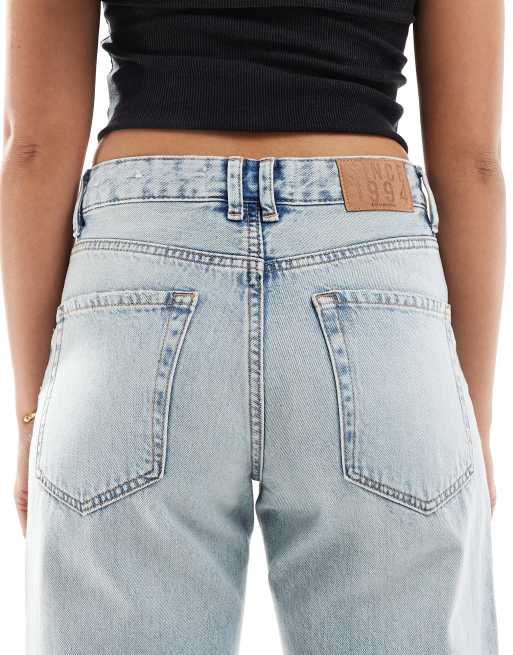 Stradivarius twist waist jean in  medium wash blue, 4 of 5