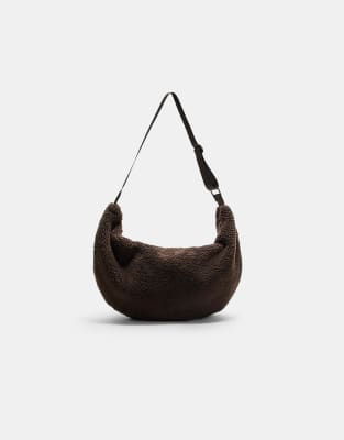 Stradivarius - Umhängetasche aus Lammfellimitat in Braun-Brown