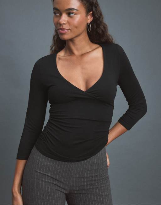 Stradivarius Under-bust seam t-shirt in black, 5 of 7