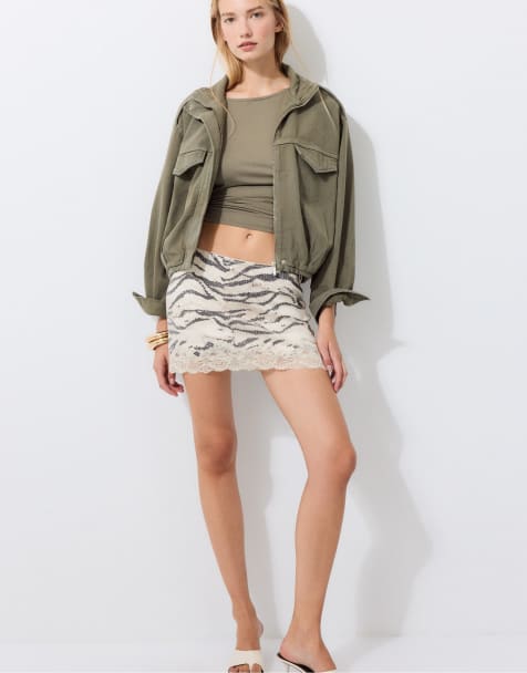 Stradivarius utility bomberjakke i khaki - view 1