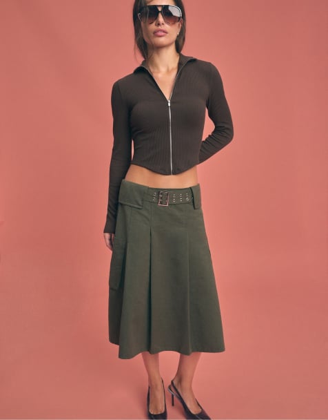 Stradivarius Utility pocket midi skirt in khaki - view 1