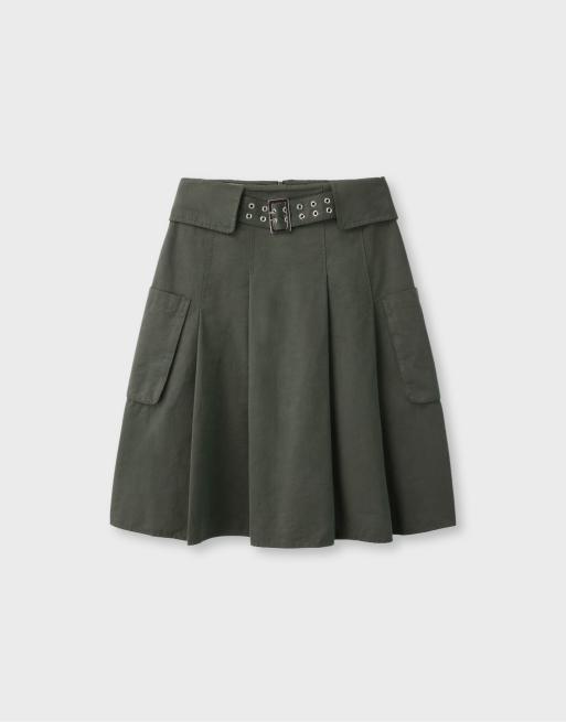 Stradivarius Utility pocket midi skirt in khaki, 6 of 7