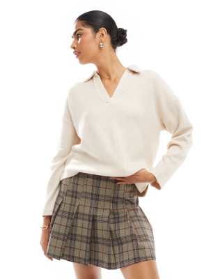 Stradivarius Stradivarius v-neck polo in grey