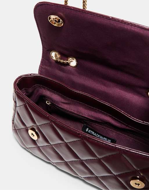 Stradivarius vatteret crossbody-taske med kæde i burgundy, 3 af 4