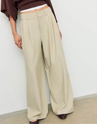 Stradivarius - Verstellbare Hose in Steinbeige mit sehr weitem Bein-Weiß