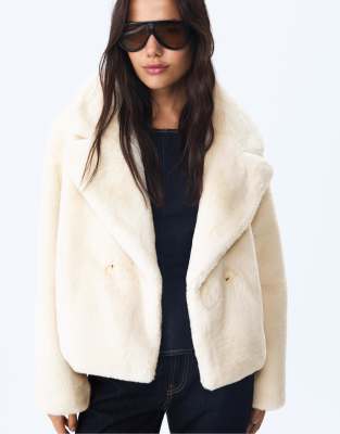 Stradivarius - Veste à double boutonnage en fausse fourrure - Vanille