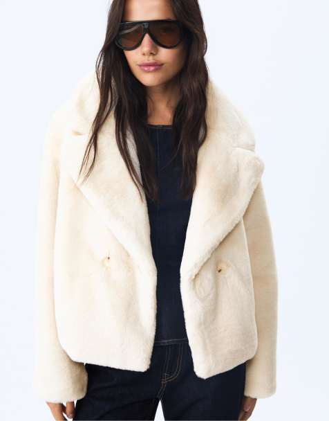 Stradivarius - Veste à double boutonnage en fausse fourrure - Vanille - view 1