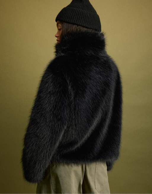 Stradivarius veste basique en faux-fur à col montant noire, 3 de 7