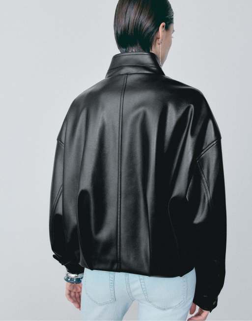 Stradivarius - Veste coupe ballon en imitation cuir avec ceinture - Noir, 3 de 4