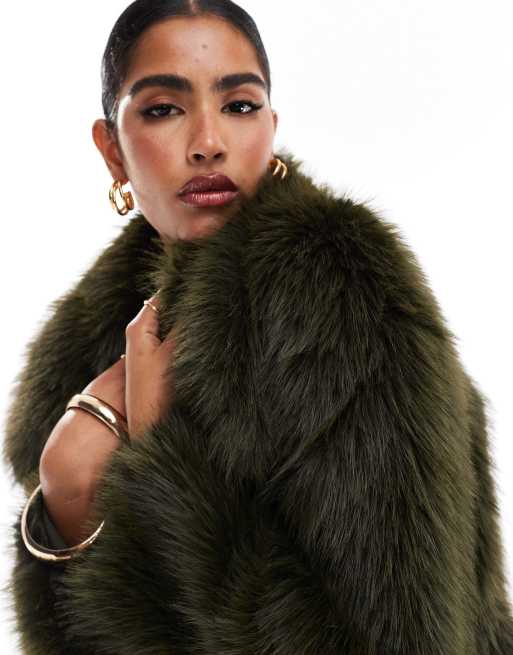 Stradivarius Veste en fausse fourrure a col oversize Kaki ASOS