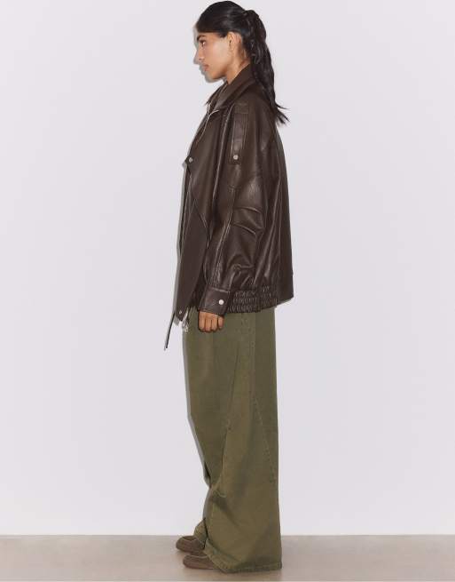 Stradivarius veste oversize à col marron, 2 de 7