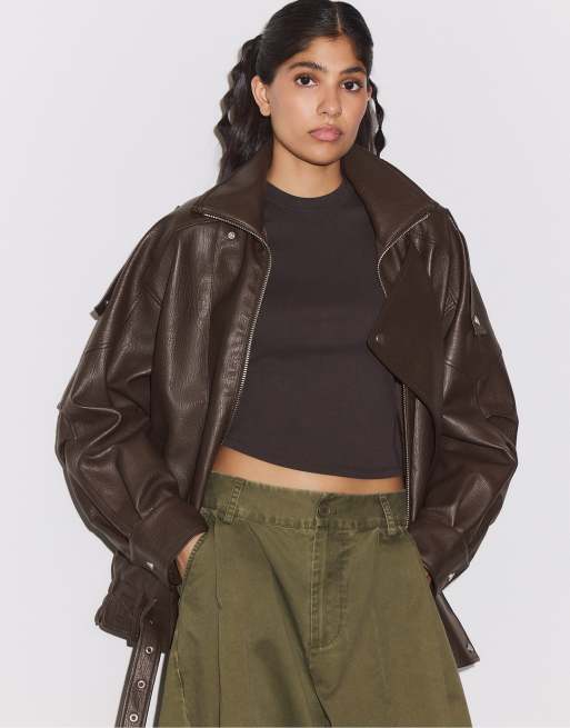 Stradivarius veste oversize à col marron, 3 de 7