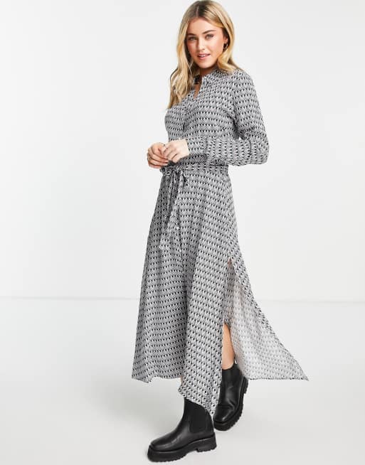 Stradivarius Vestito chemisier midi verde con stampa geometrica