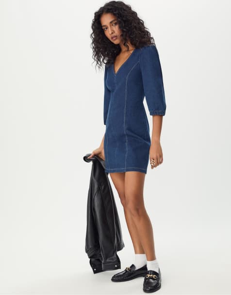 Stradivarius - Vestito corto in denim blu sovratinto con maniche a sbuffo - view 1