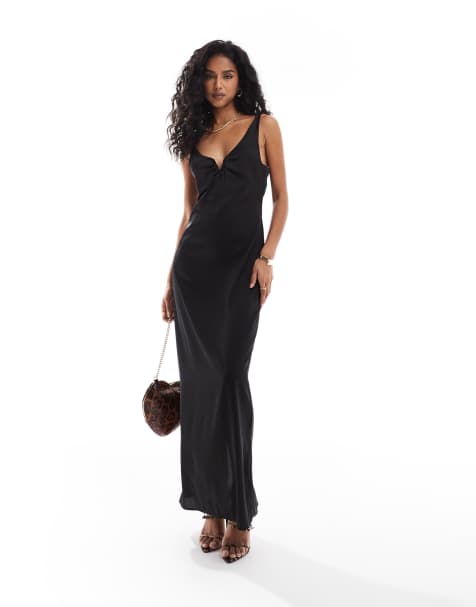 Stradivarius - Vestito midi in raso nero con scollo a V - view 1