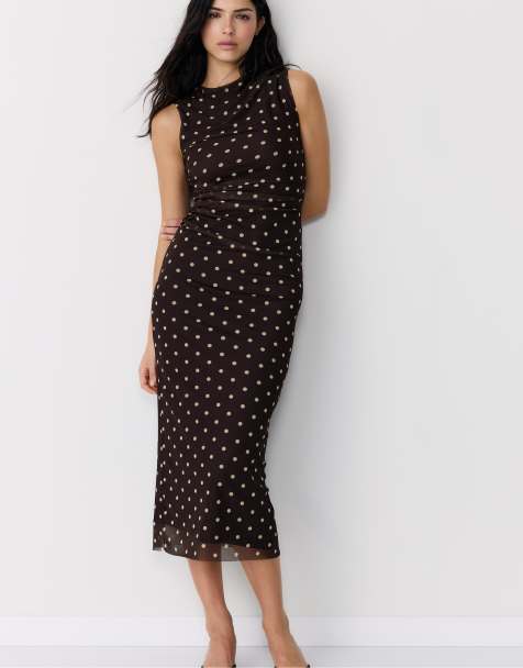 Stradivarius - Vestito midi senza maniche in tille marrone - view 1