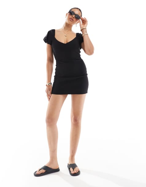 Stradivarius - Vestito milkmaid corto con maniche a sbuffo nero - view 1