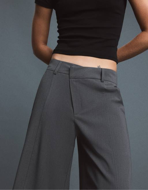Stradivarius vida bermudashorts med korsad midja i mörkgrått, 4 av 7