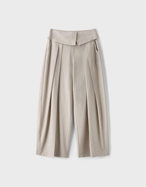 Stradivarius vida byxor med uppvikt midja i beige, 5 av 6