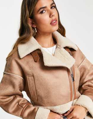 Stradivarius Stradivarius vintage cropped aviator in tan-Brown