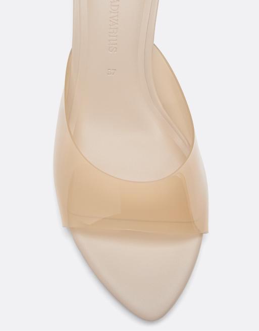 Stradivarius - Vinyl sandalen met kittenhak in beige, 4 van 6