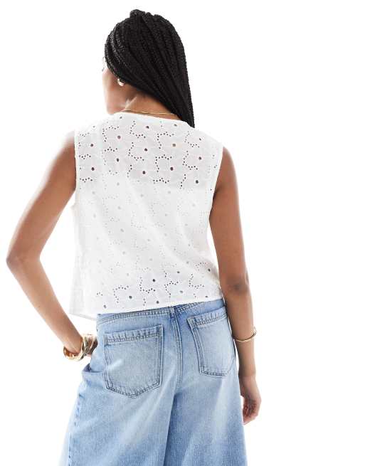 Stradivarius – Vit topp med broderi, 3 av 4