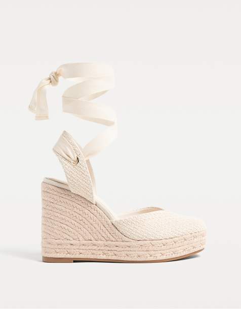 Stradivarius – Vita, texturerade skor i jute med kilklackar - view 1